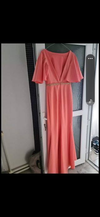 Rochie lunga corai