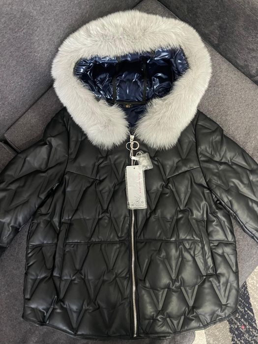 Демисезонная женская куртка.