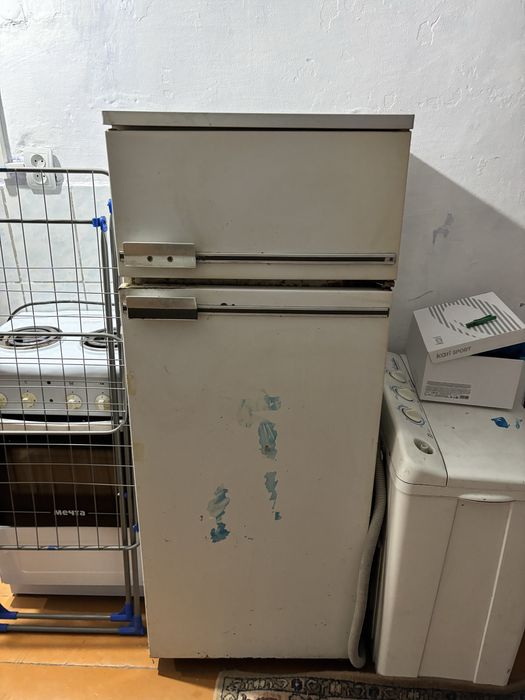 Продам стиралку и холодильник