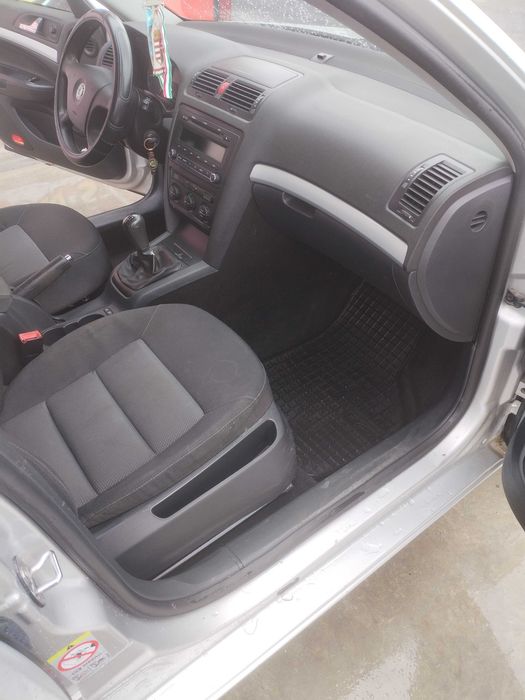 Skoda  Octavia 2