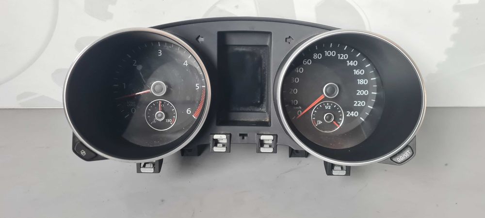 Километраж Golf 6 2012г.