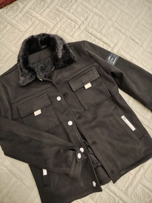 Детская весенная куртка , дубленка