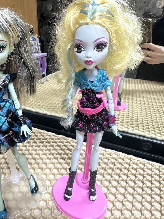 Продам кукол монстр хай!