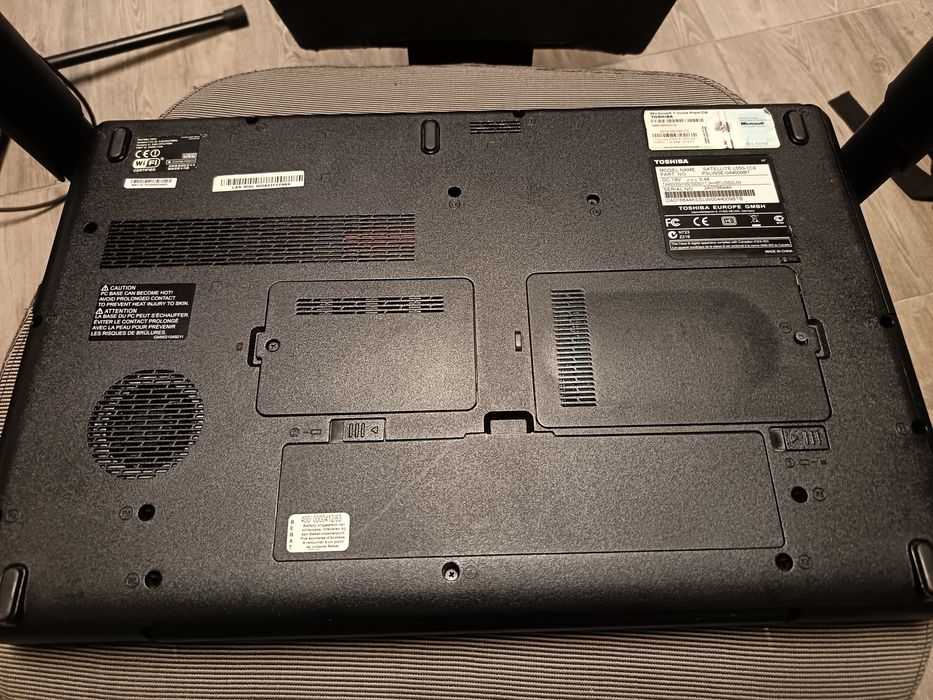 Laptop Toshiba 17 inch stare foarte buna