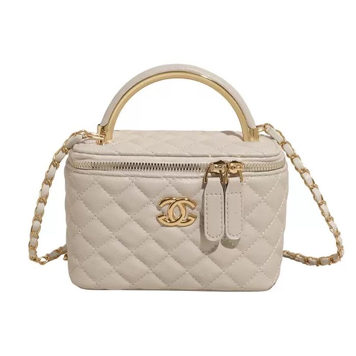 Сумка в стиле Chanel