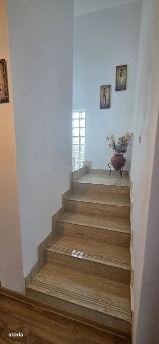 Casa de vanzare, 368 mp, zona Malu Mare - Selgros