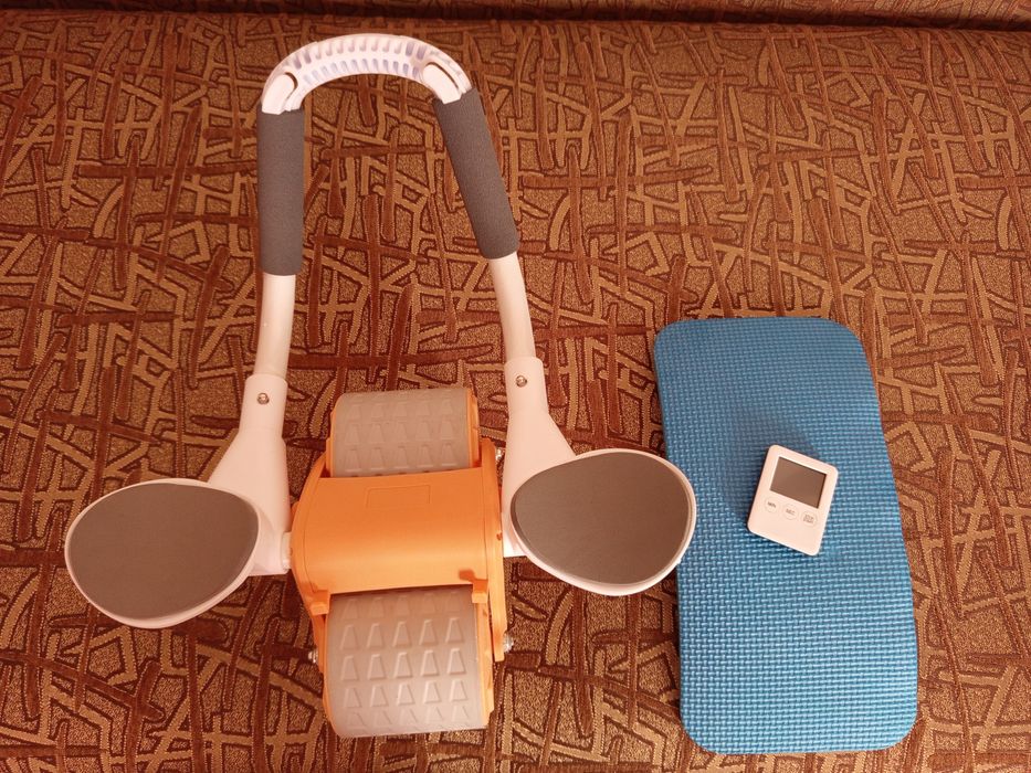 Ролик для пресса (аб-роллер)