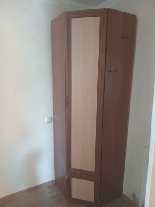 Угловой шкаф сатылады