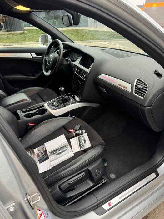 Audi A4 2012 2.0 170CP Quattro 3X S line