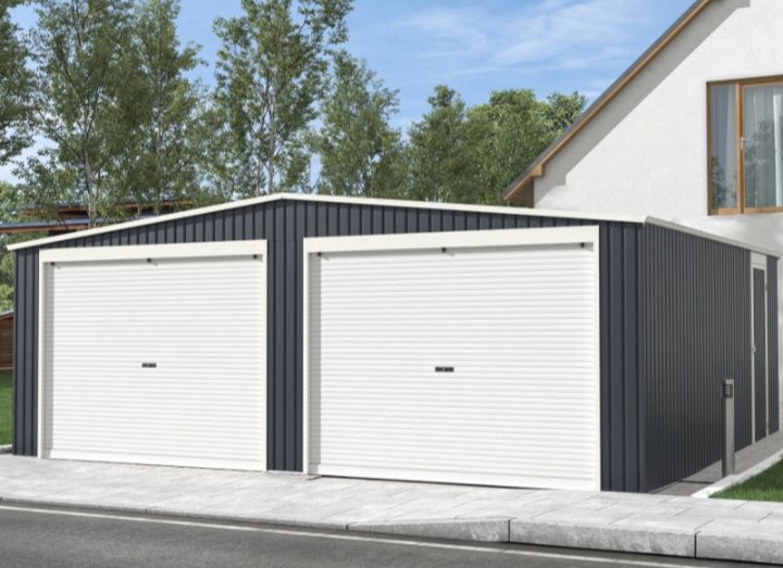 Garaj auto metalic sau din panouri sandwich