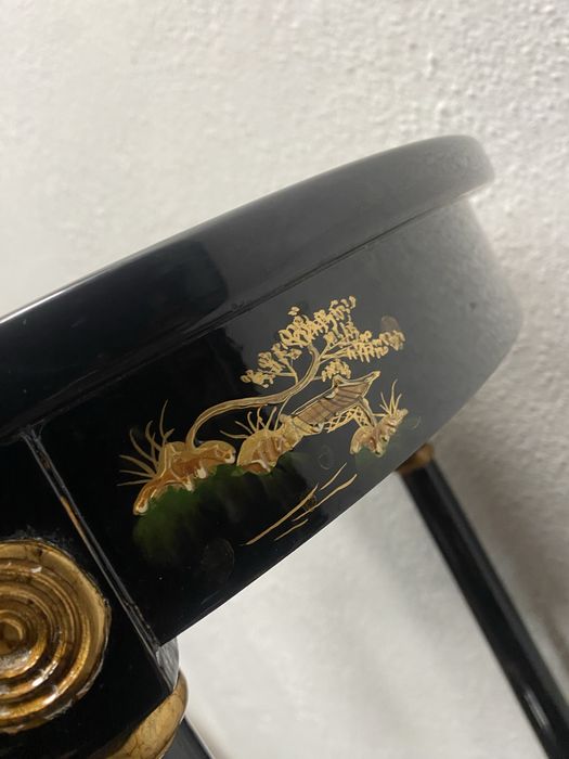 Китайска лакова помощна маса 1920 ръчна златна украса