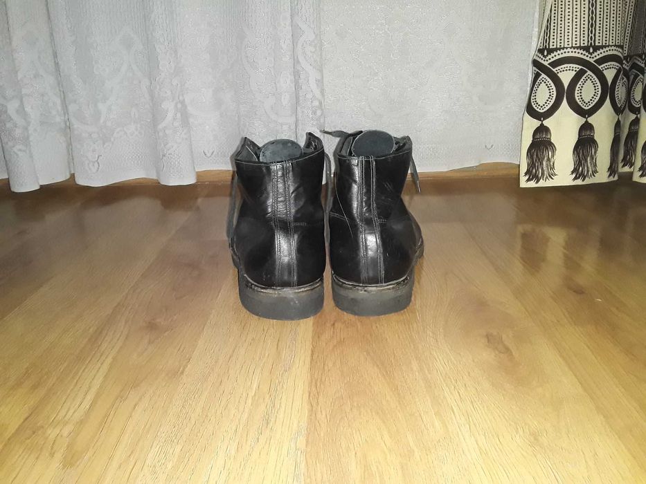 Продам   ботинки