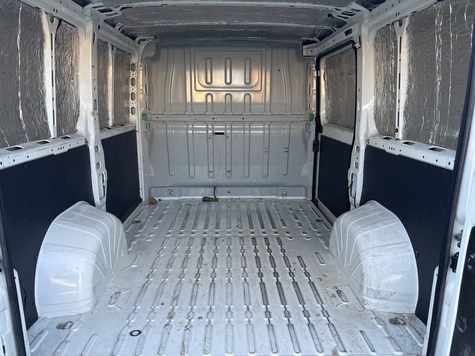 omul cu duba servicii transport