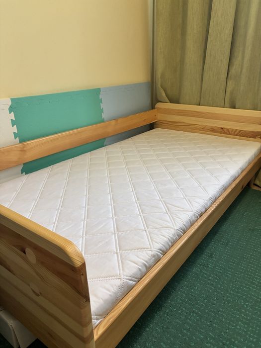 Pat toddler din lemn de pin