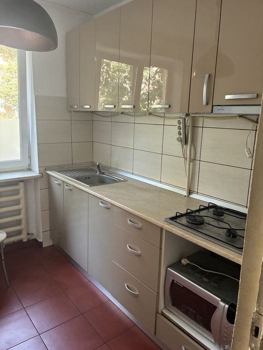 Inchiriez apartament 2 camere