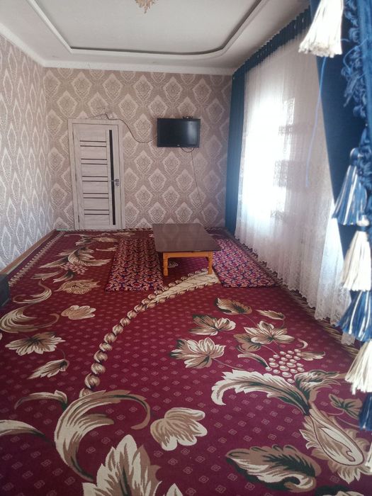 Навоий вилояти Уй срочно сотилади.