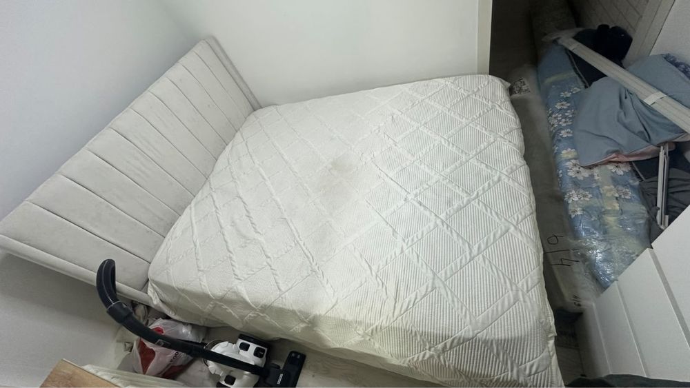 Продам кровать 160Х200