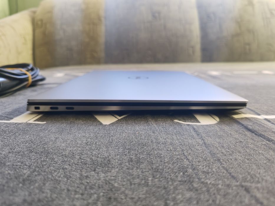 DELL precision 5550  i7 10850H 4K тъчскрийн дисплей