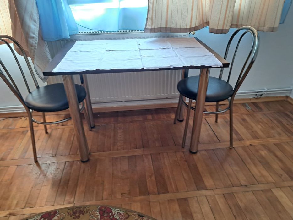Inchiriez un apartament cu 2 camere in micro 6 Targoviste