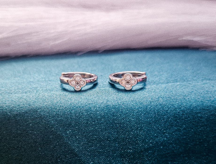 Cercei rotunzi cu moissanite