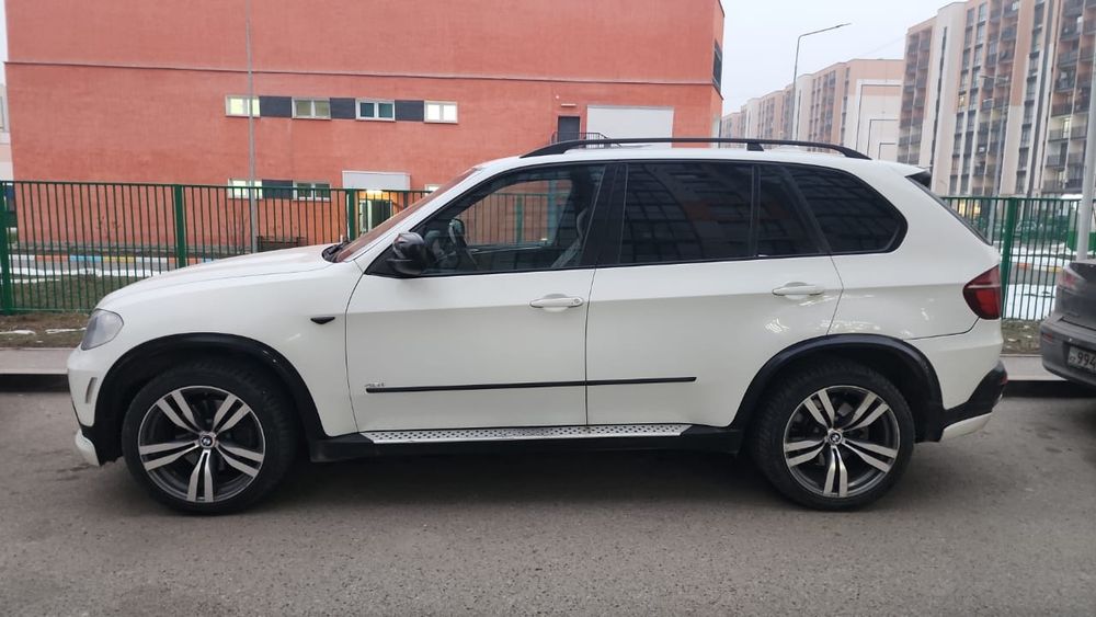 Bmw x5 e70 4.8 л