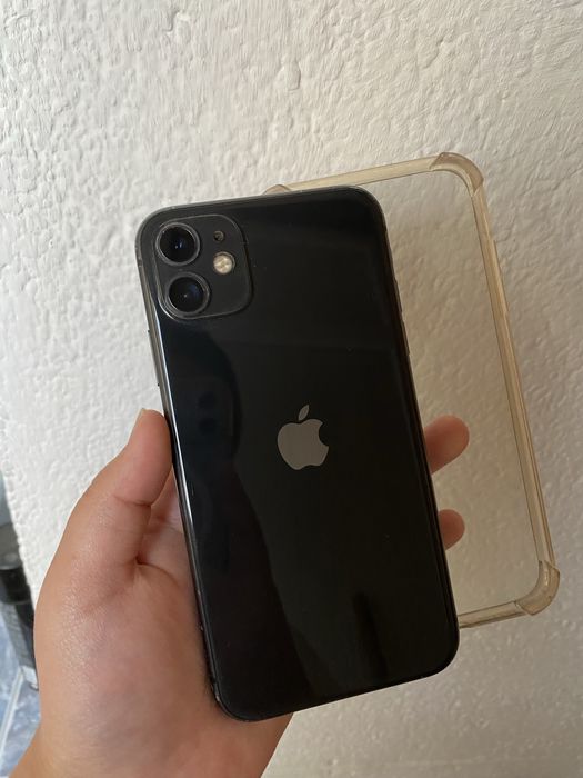 Айфон 11 64гб классный