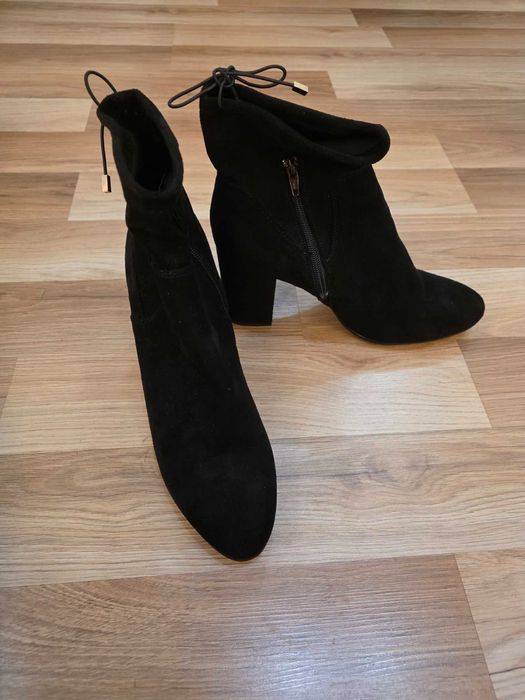 Нови дамски боти с висок ток