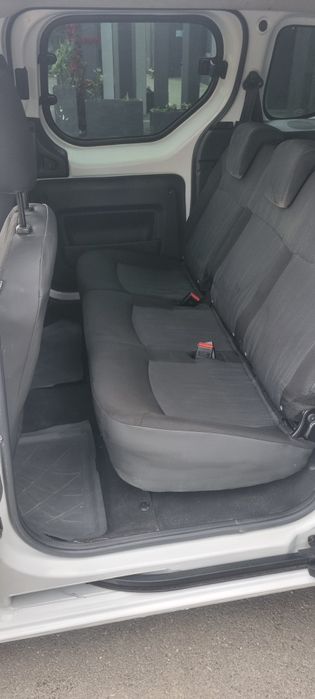 Dacia Dokker 5 locuri  România
