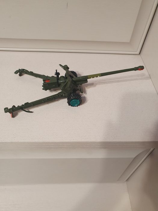 Продам  игрушку Пушка