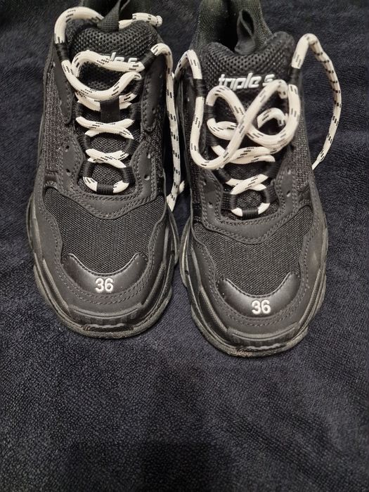 Baleciaga triple s