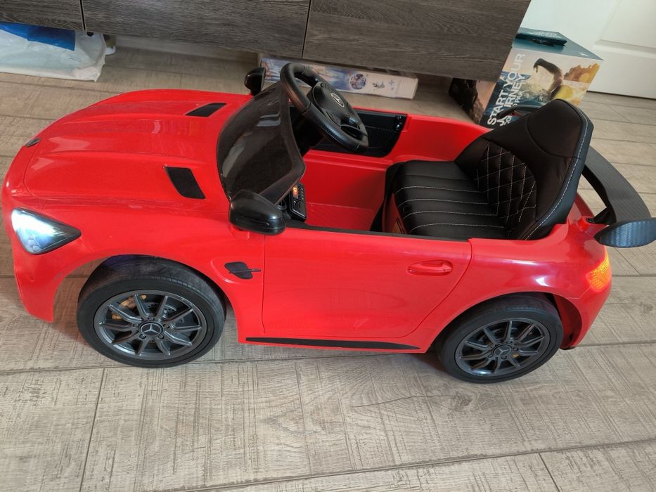 Vânda mașină electrică