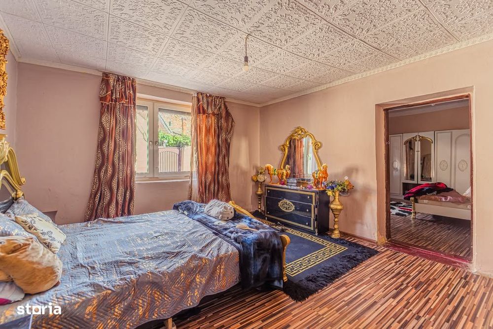 Casa Arad zona Biserica sarbeasca