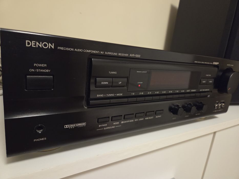 Съраунд ресийвър Denon AVR 1000