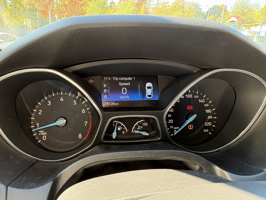 Ford Focus 78.000 km Pachet Iarnă (Parbriz + Volan + Scaune încălzite)
