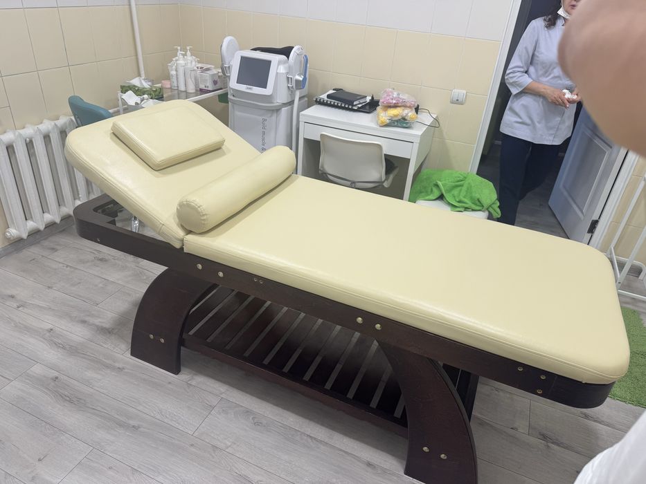 Кушетка массажная