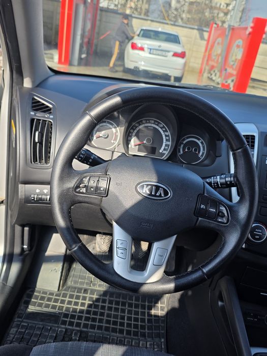 Kia ceed 2012 ,funcționează impecabil