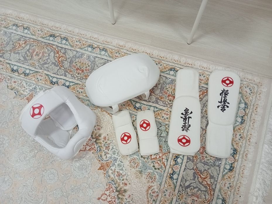 Костюм для занятий карате