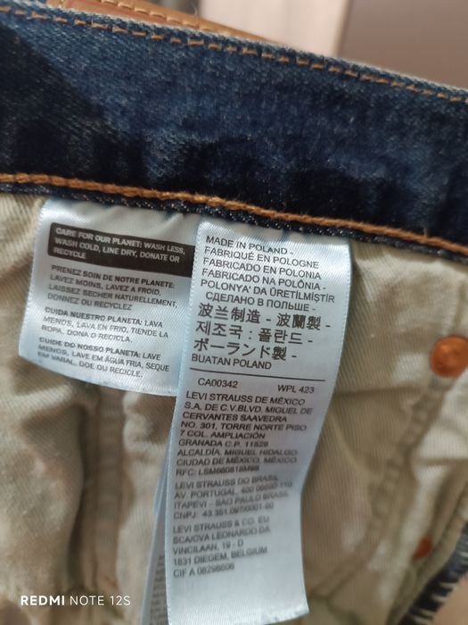 Blugi Levi's  mărimea XL