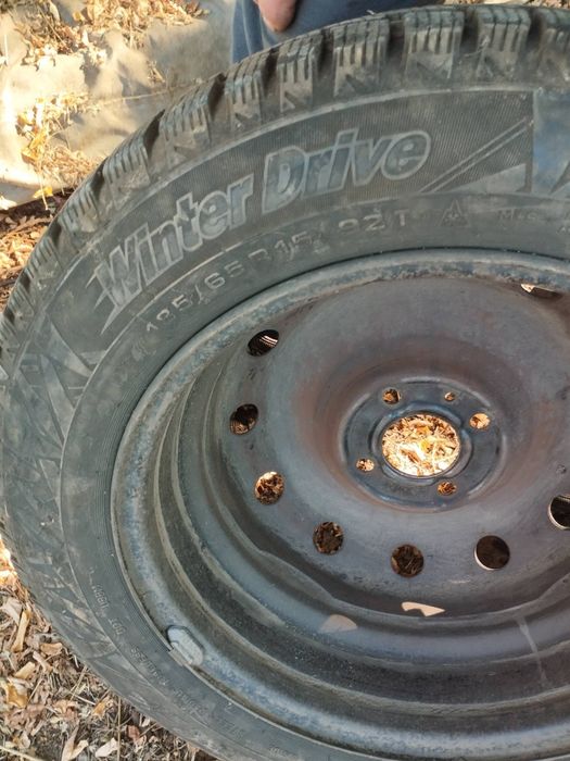 Гуми с джанти за Рено