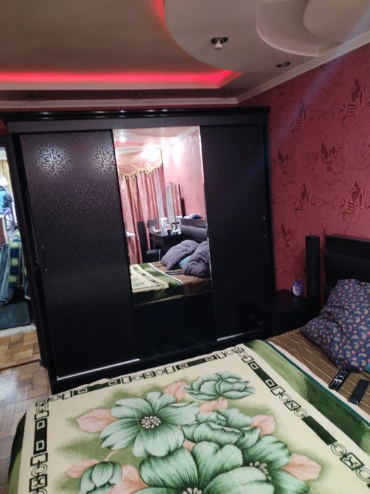 Продам 3х комнатню квартиру