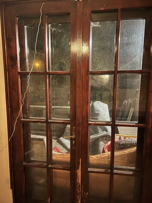 Дървени прозорци