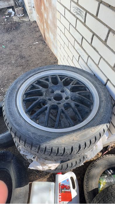 Продам титанки с шинами