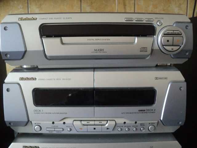 Boxe camera SHWA si combina Technics completa + telecomanda