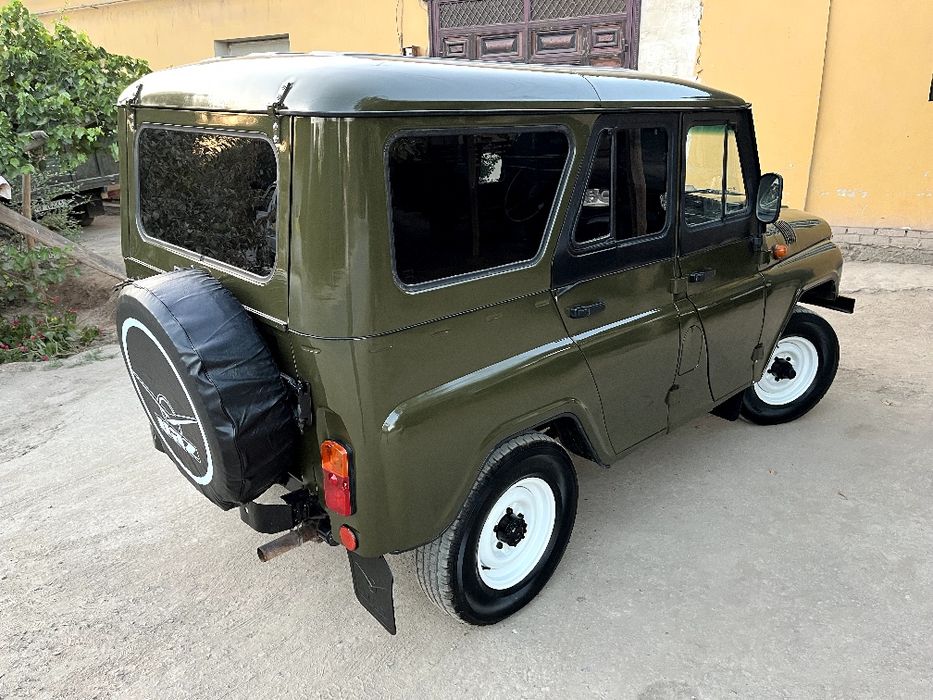 Ideal xolatda Uaz sotiladi rasxot yoʻq