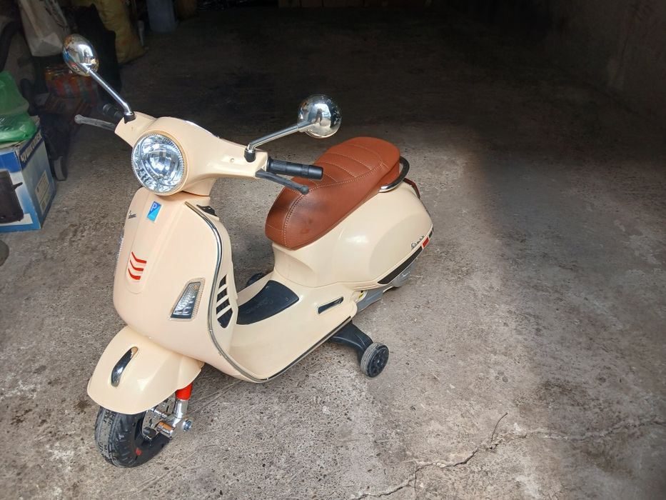 Детско моторче  Vespa