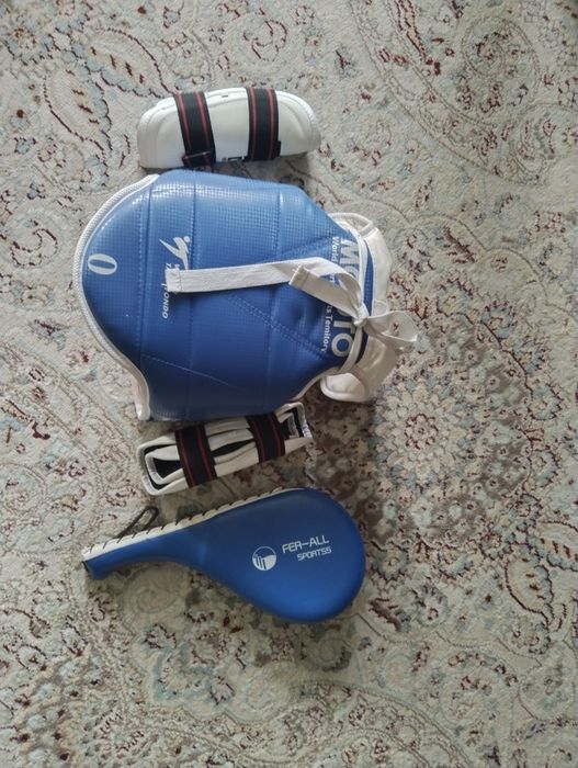 Полная экипировка для таэквандо