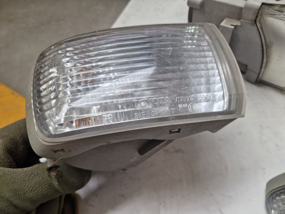 Поворотники на 4Runner