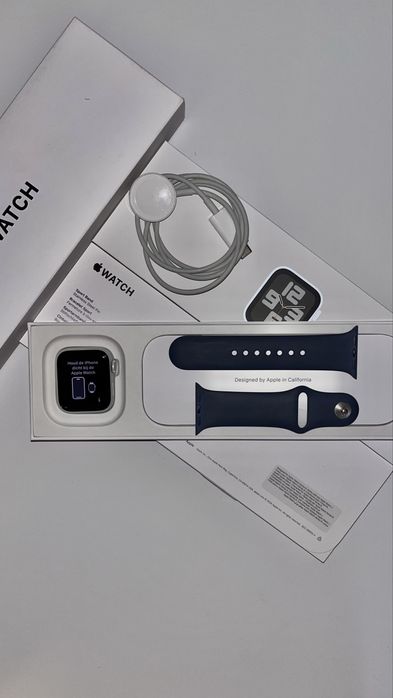 Apple Watch SE (GPS) 2nd gen
