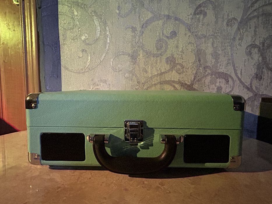 Виниловый проигрыватель Ritmix LP-160B