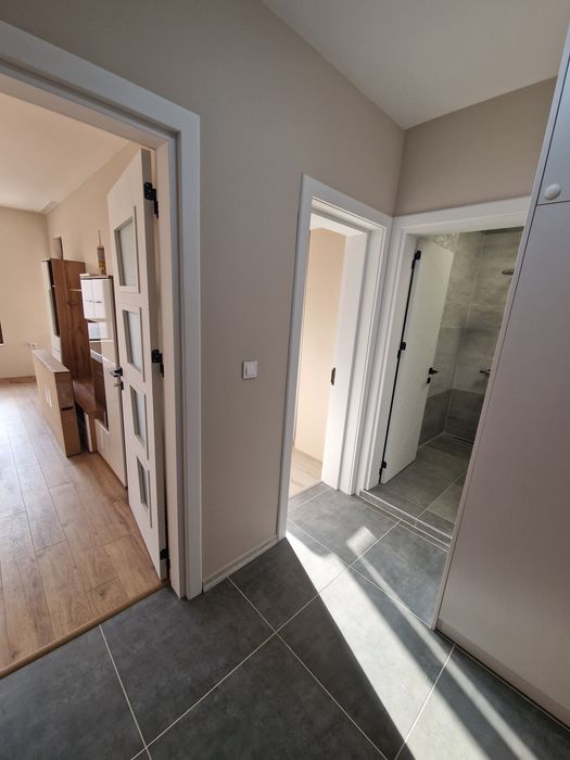 Дава се под наем Двустаен апартамент в Пловдив, Остромила - 70 кв.м за 568.14 € - Снимка #5